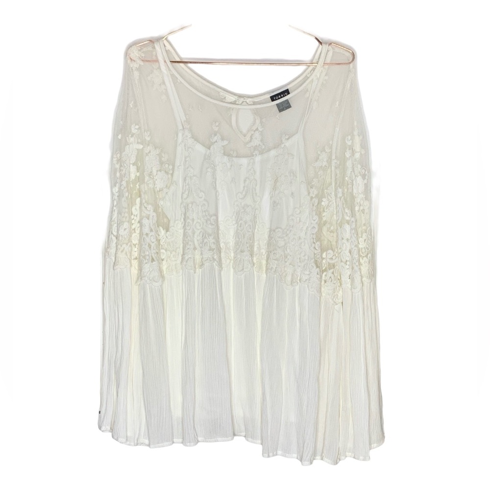 Torrid Cream Lace Pleated Top